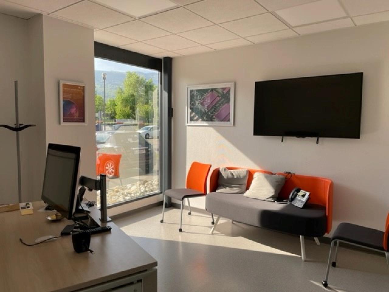 Bureau Archamps 1107m² Location bureau Archamps Haute-Savoie OLBUR2203408 1